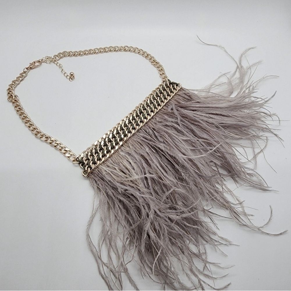Silvertone link chain feather flapper style bib collar necklace